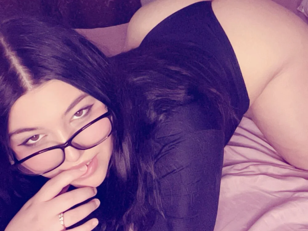 S0phy's Offline XXX Chat