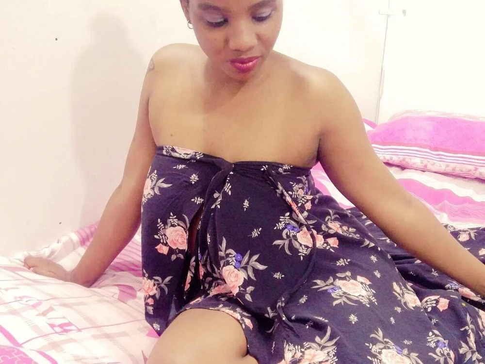 Indiandiva786's Offline XXX Chat