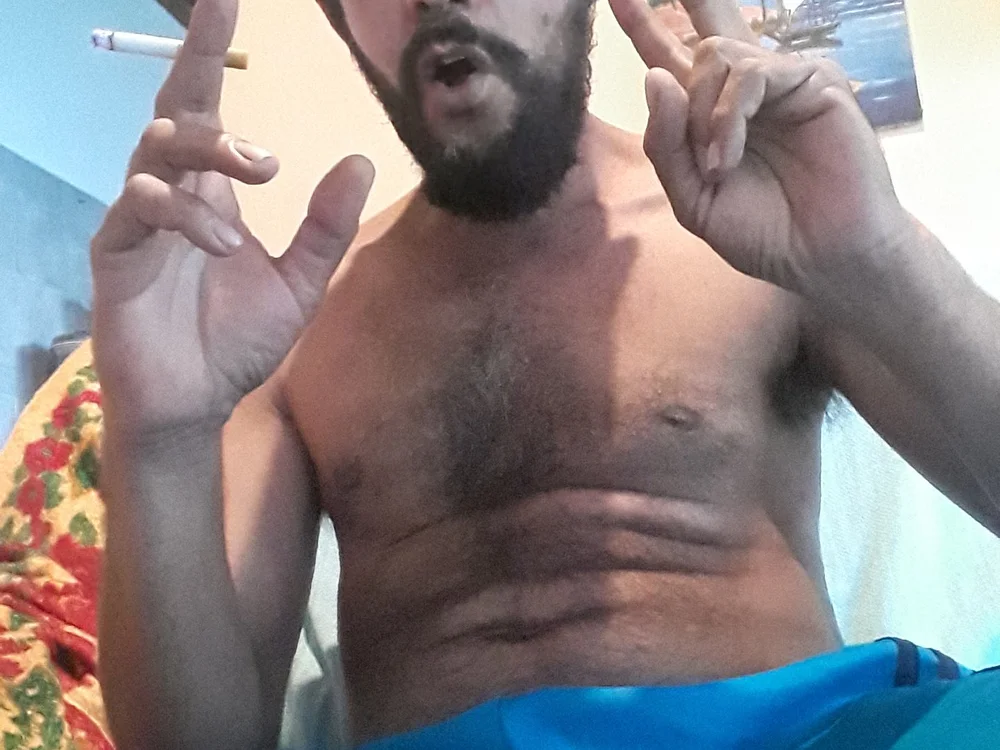 BalaclavaF's Offline Chat Room