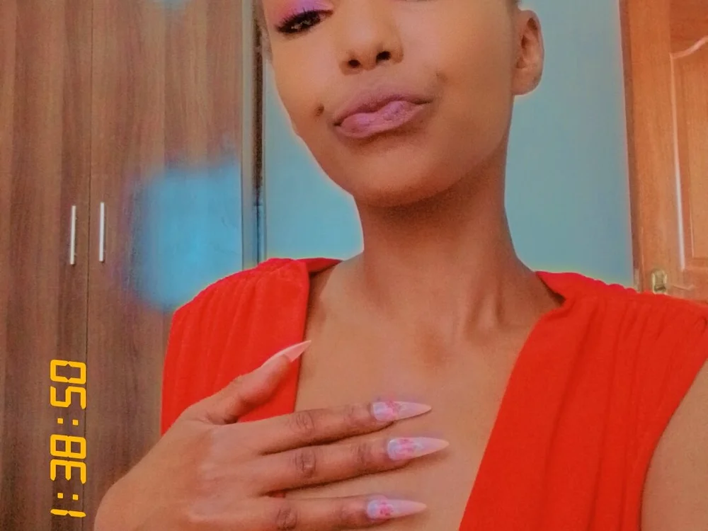petite_seductress