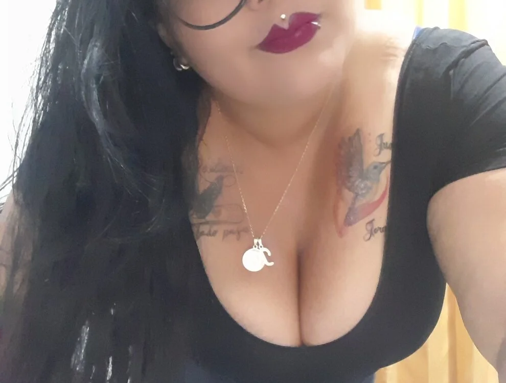 sweettemptation15 離線 XXX 聊天