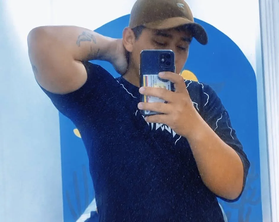 Chamo_alex অফলাইন XXX চ্যাট