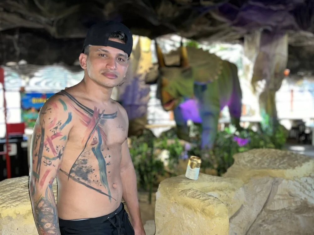 toyboys1 离线XXX聊天