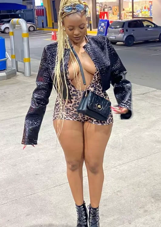 PinkRose250 Chat XXX offline