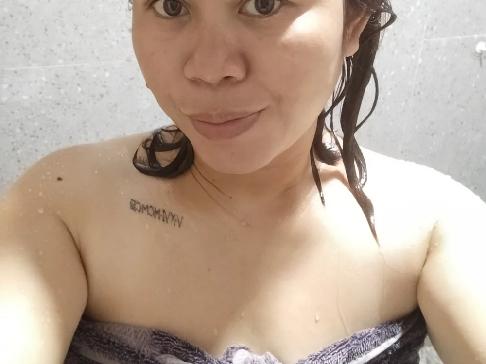 Asian_love4you Obrolan XXX Offline