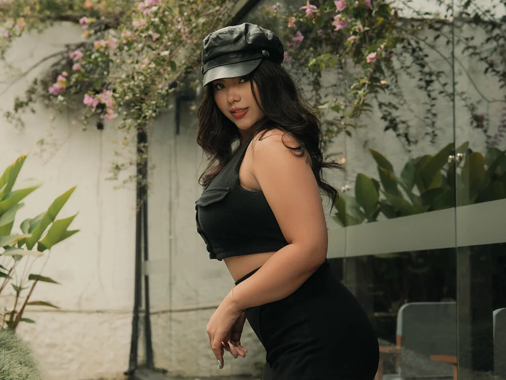 CandaseRussell অফলাইন XXX চ্যাট