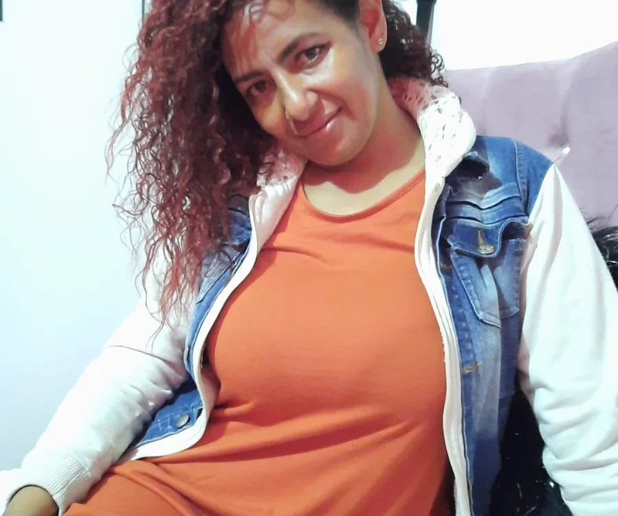 alondra9's Offline Chat Room