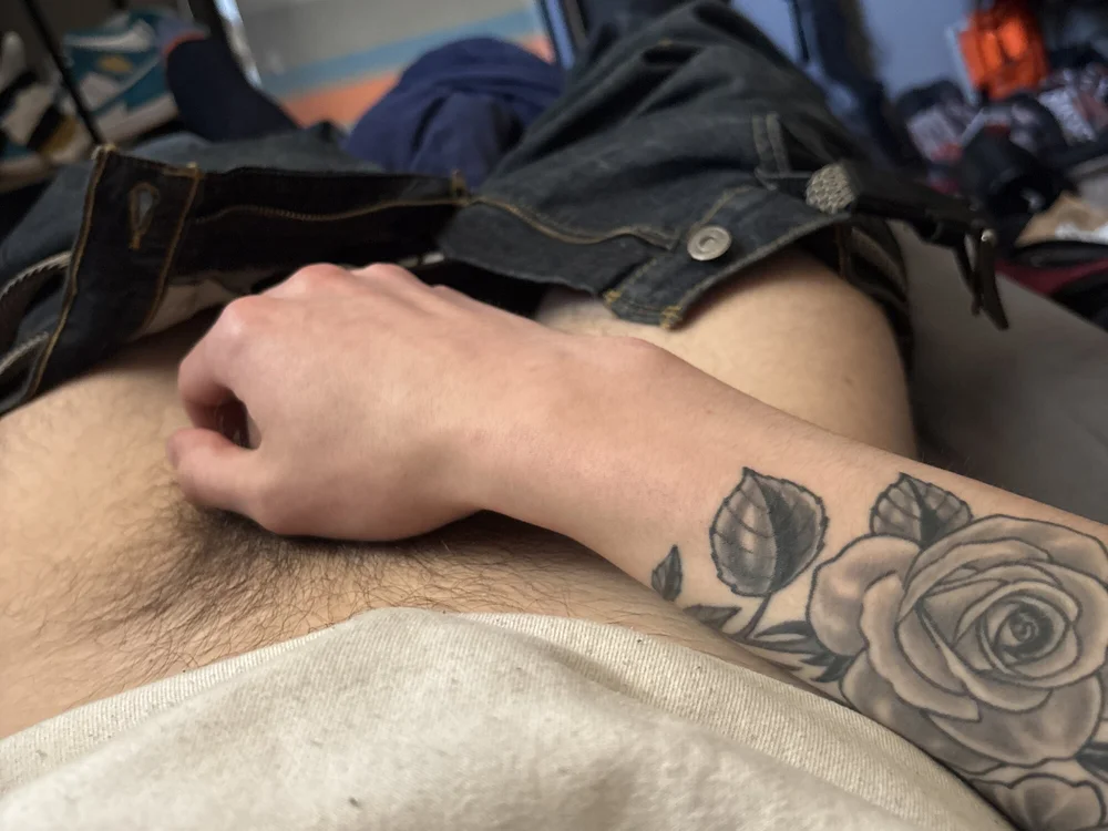 แชท XXX ออฟไลน์ของ Girthynhorny