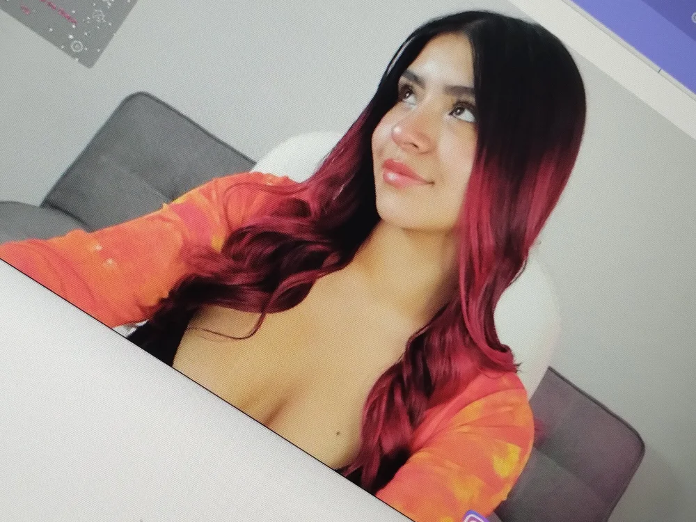 bamm_atenea's Offline XXX Chat