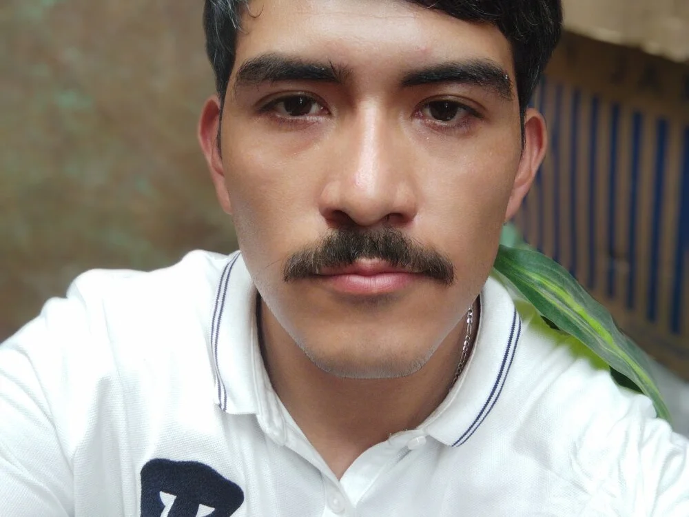 vergon911 Offline XXX Chat