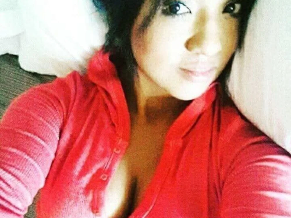 Chatroom XXX hors ligne de Jayelen