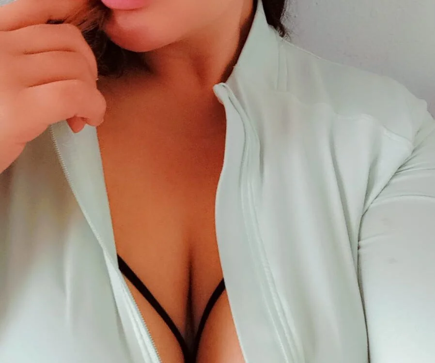 MilaFavela's Offline XXX Chat