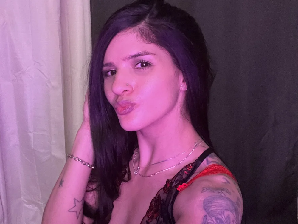 MamiJackiee offline chatrum