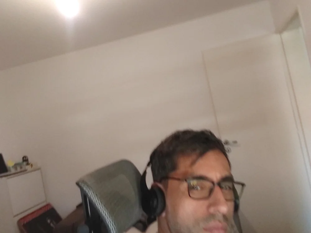 Danshein's Offline Chat Room