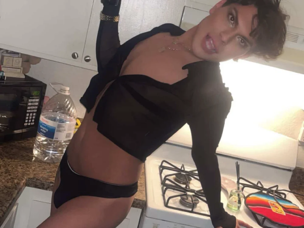 Venusinfur555's Offline XXX Chat