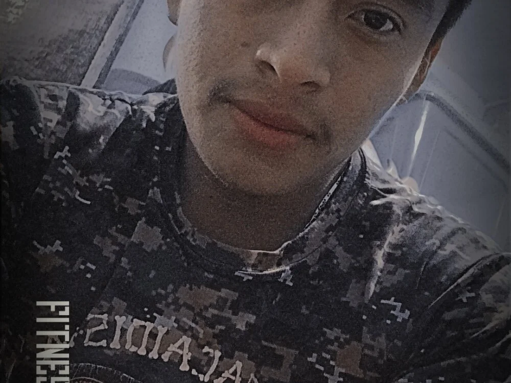 Офлайн-чат XXX Jonathan089_