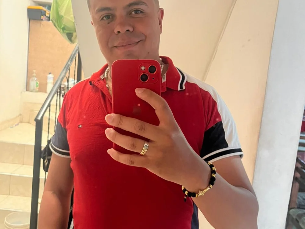 Morenosex00 offline chatrum