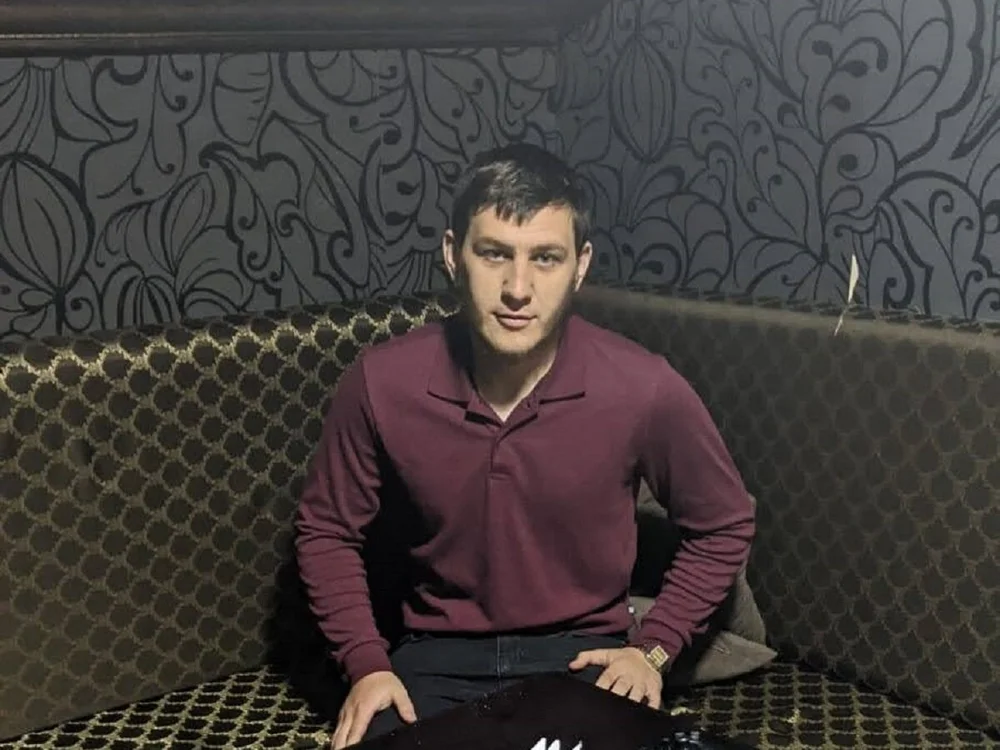 ApacheLoverSex's Offline Chat Room