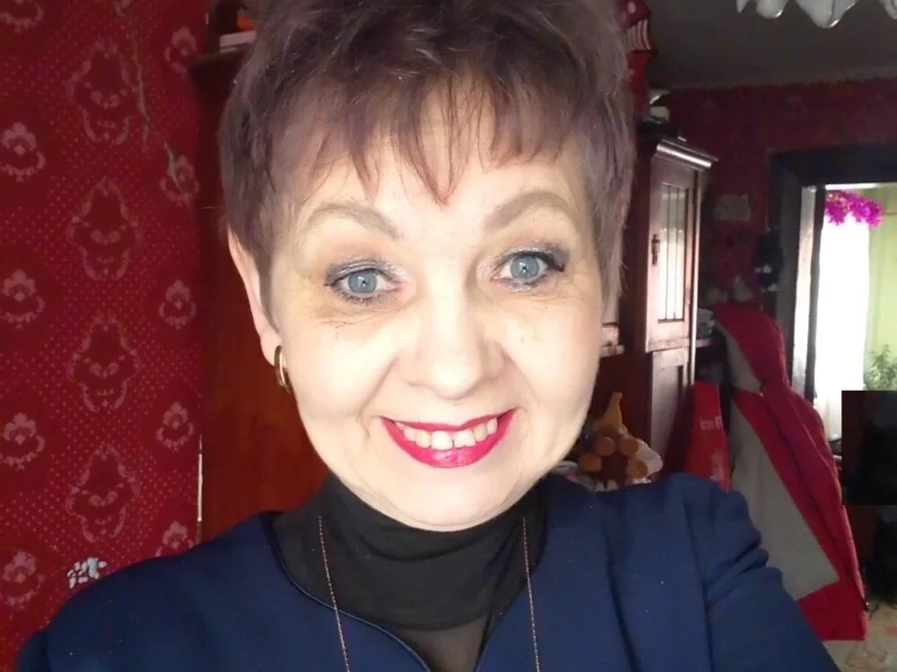 Rose60301 Offline XXX Chat