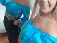Marcellita_milf's Offline Chat Room