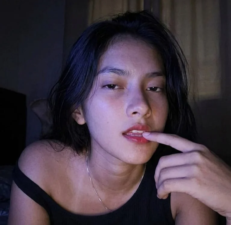 susy_martinez's Offline XXX Chat