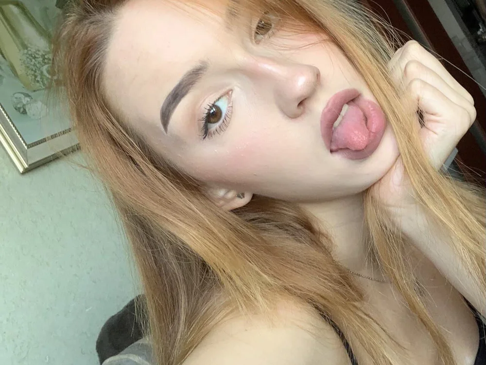 LoreenTaylor's Offline Chat Room