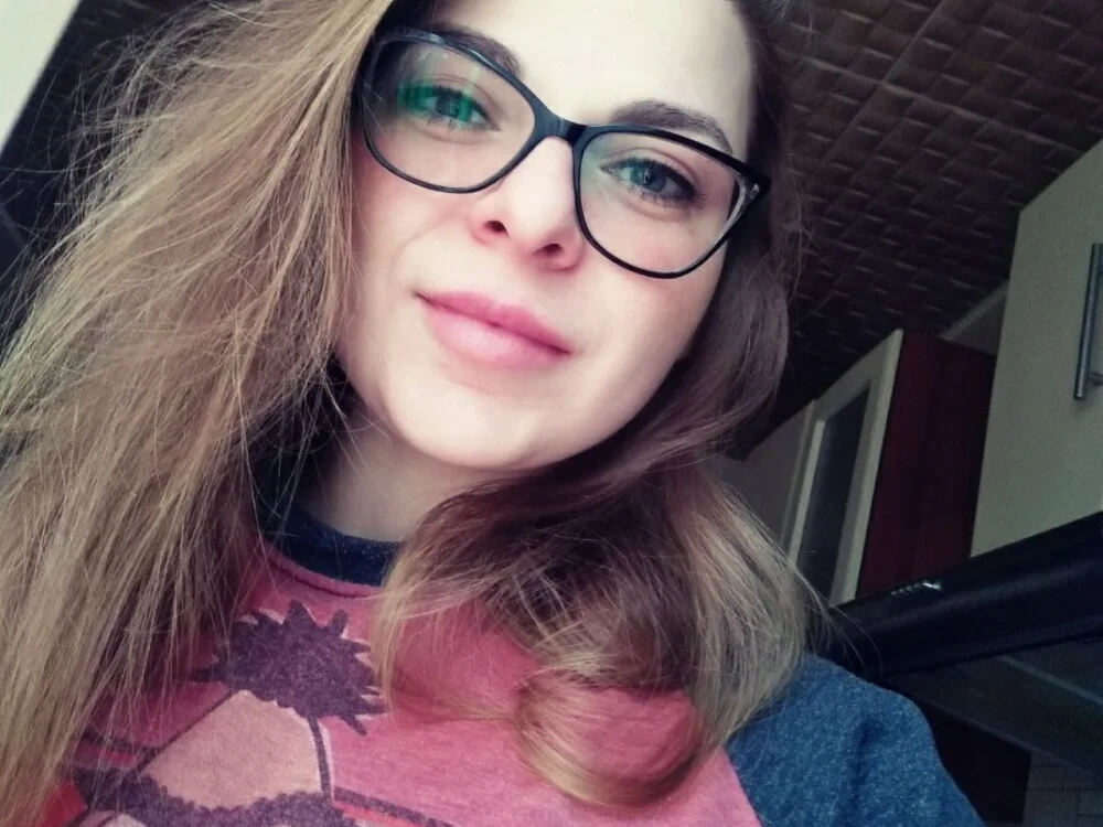 CarolinaDiamond27 离线XXX聊天