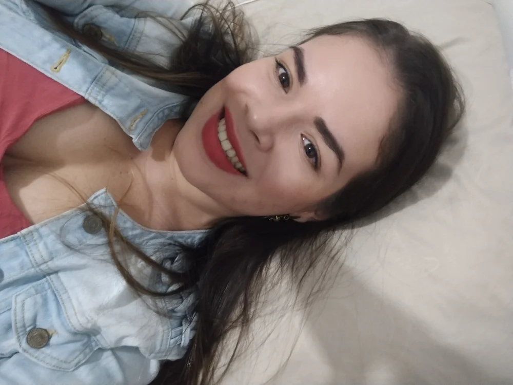 Victorya_Moon's Offline Chat Room