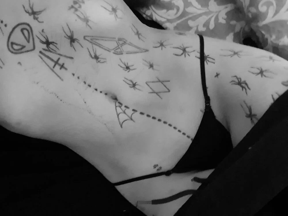 ValeryCrowley Offline XXX Chat