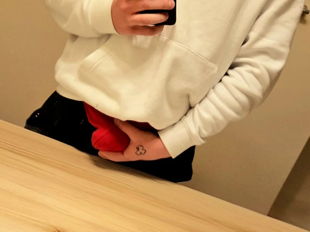 mrdub7in's Offline XXX Chat