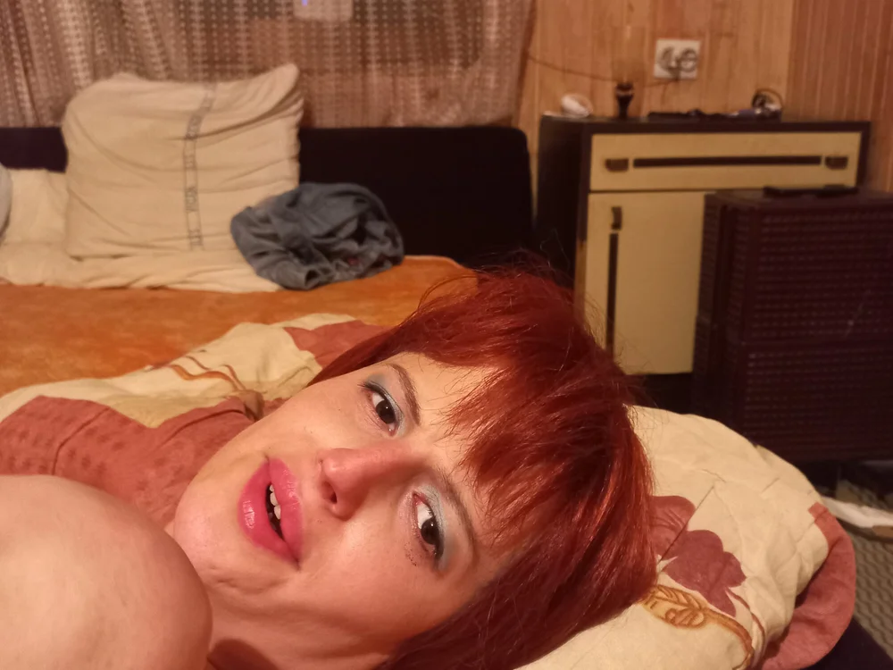 sandra___18's Offline Chat Room