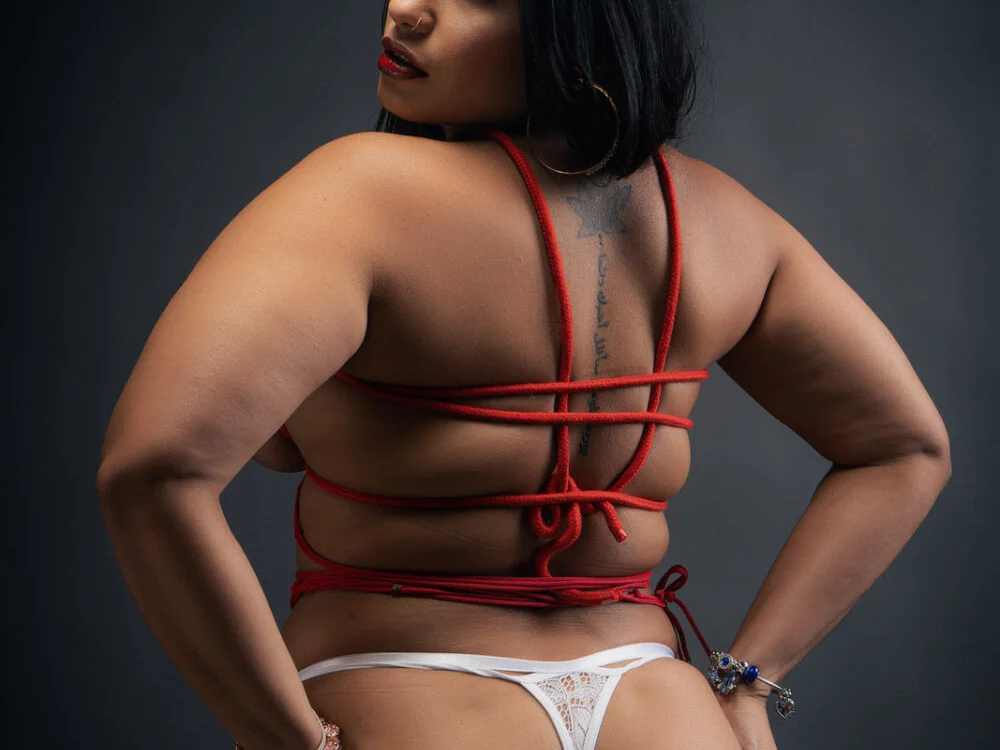 Lia_Blake_ Offline XXX-Chat