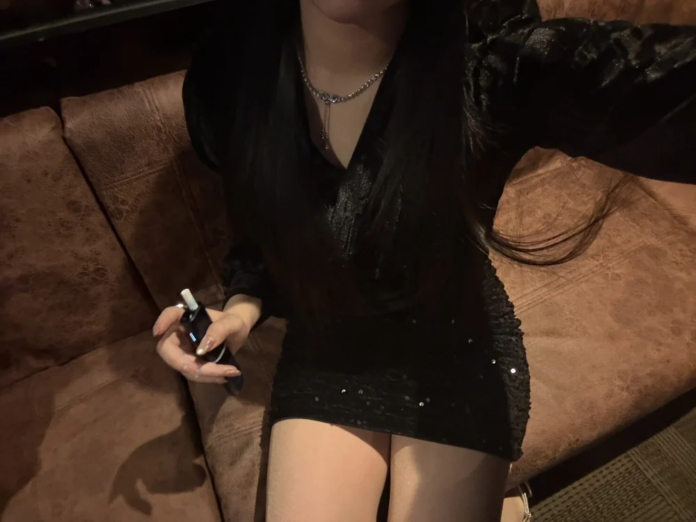 KOKO_NENE's Offline Chat Room