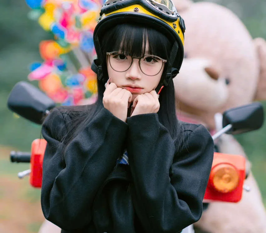 Alinana_Miss01 Chat XXX Ngoại tuyến