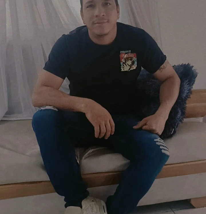 Logan_mason777 offline chatrum