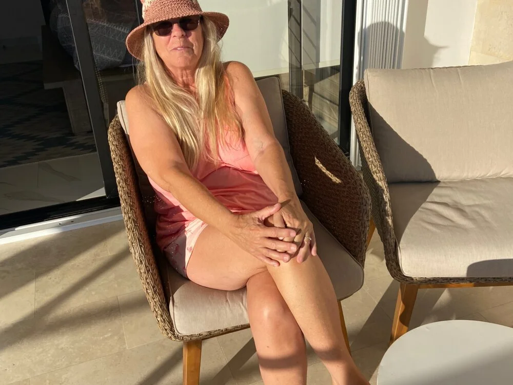 Cindixx's Offline XXX Chat