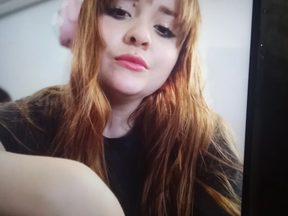 Dana_Sweett offline chatrum