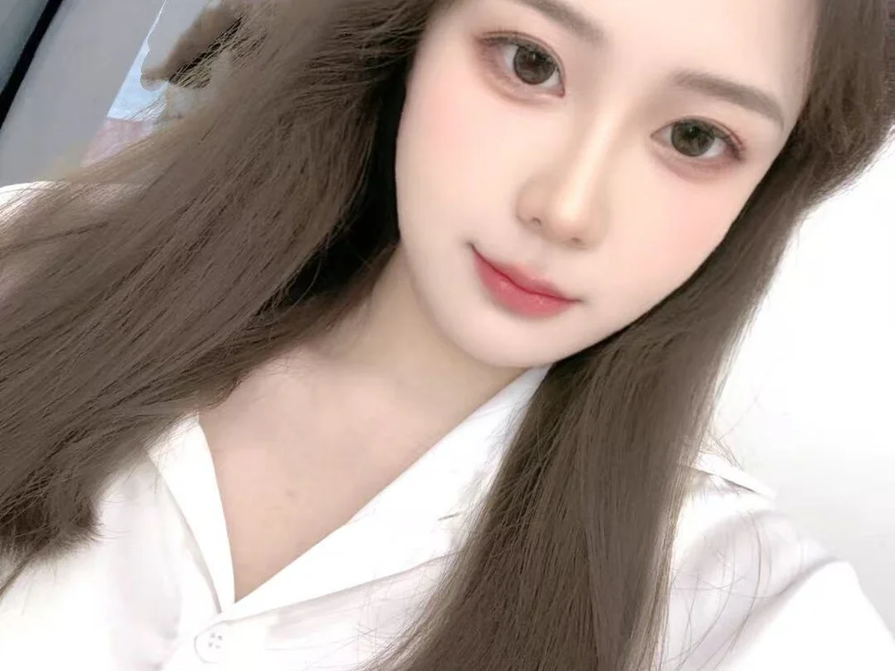 Aveline--'s Offline XXX Chat