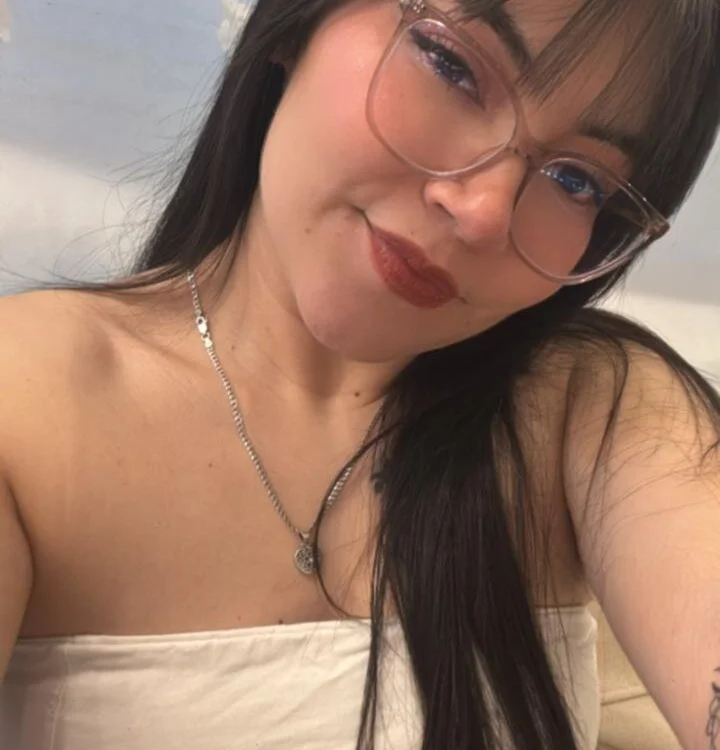 AnnieSweet112 offline chatrum