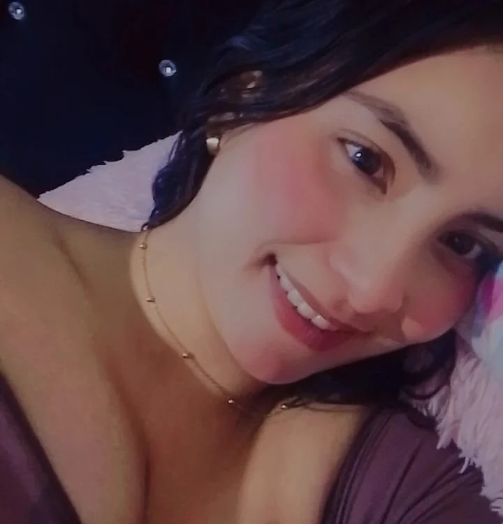 victoria_hernandez_t's Offline XXX Chat