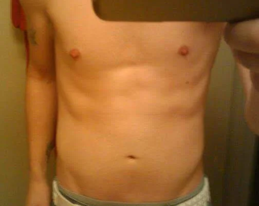 FrankieBlueEyes69 离线XXX聊天