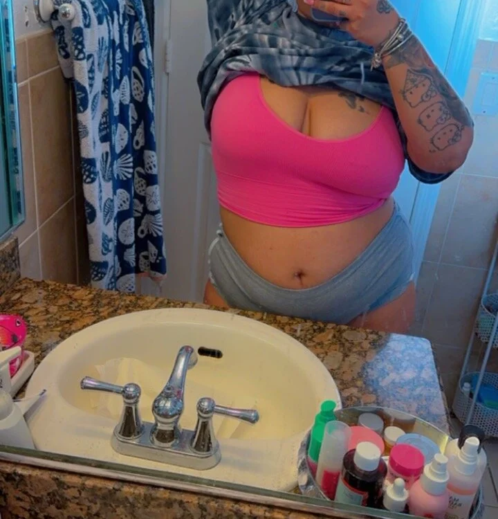 ImHisFavorite304_x's Offline XXX Chat