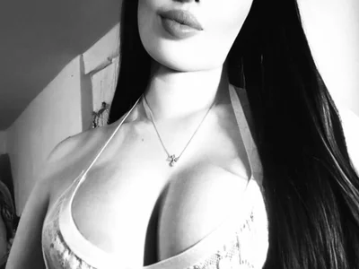 bbyscarlett - black hair