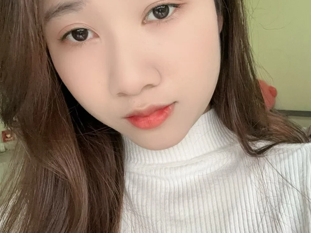 Vanhcute 離線 XXX 聊天