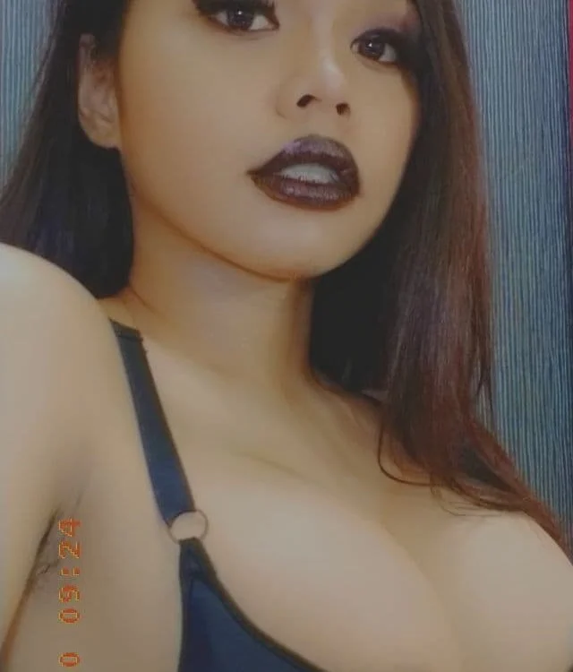 MistressBangs Offline XXX-chat