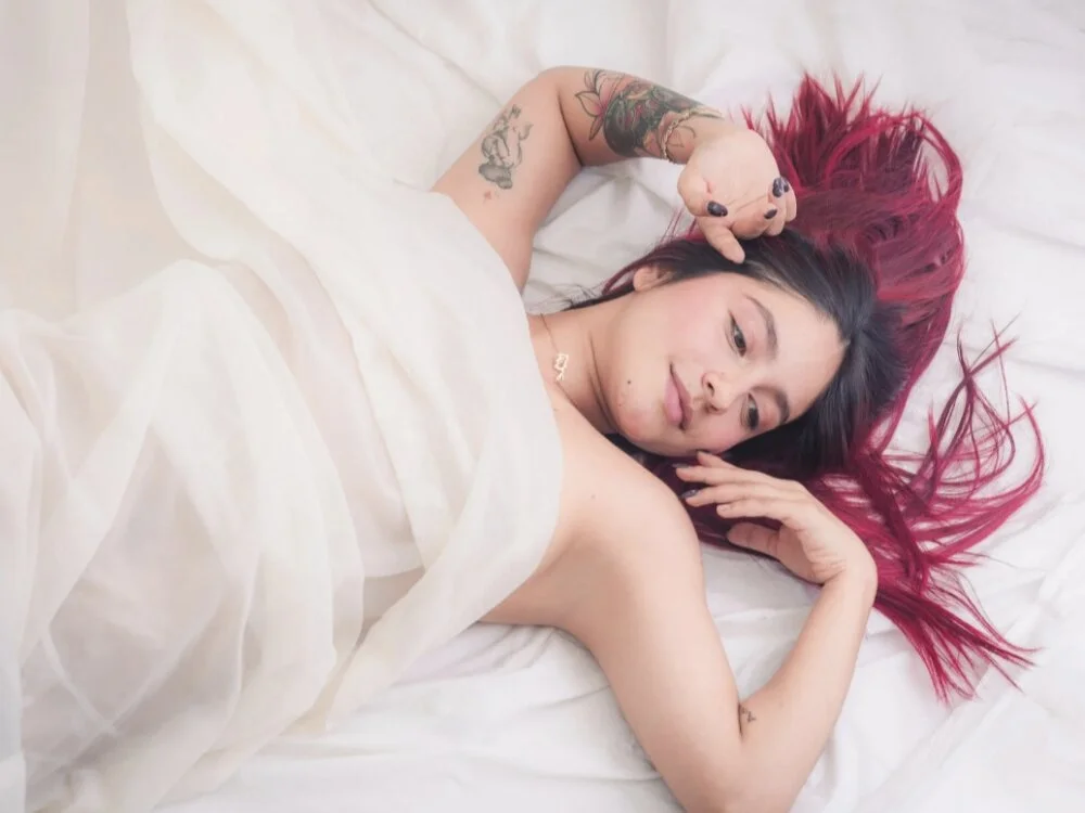 SofiCastro09_: офлайн-секс-чат