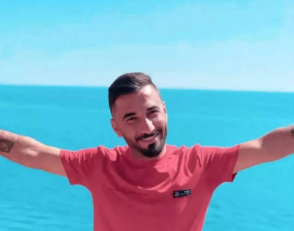 ates_leon Adlı Modelin Çevrimdışı XXX Sohbeti