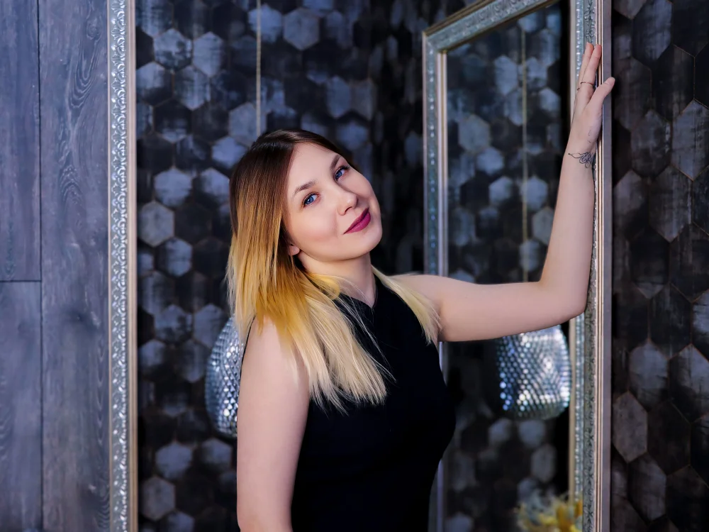 RosieRobbins offline chatrum