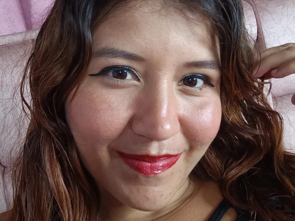 Roxy-Smith Adlı Modelin Çevrimdışı XXX Sohbeti