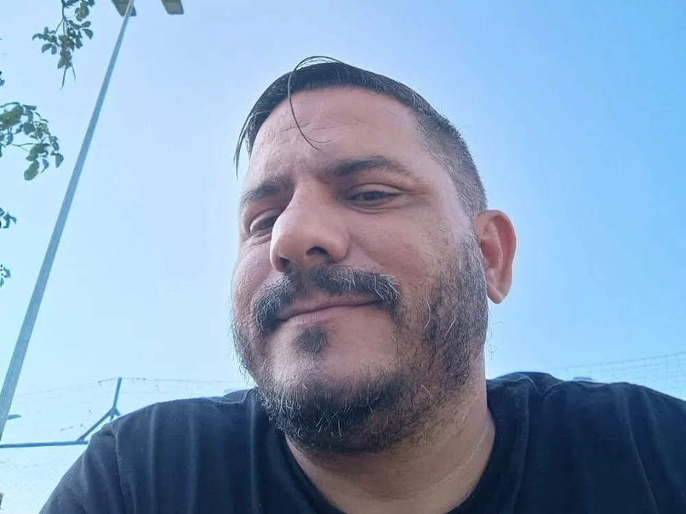MarquitosP's Offline Chat Room